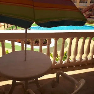 https://chill-out-tenerife-sud-monolocale-con-piscina-riscaldata.tenerifehoteles.net